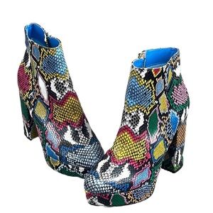 Bamboo  Sorbet Ankle Boots Multi Color  Rainbow Faux Leather Sz 5.5 Colorful